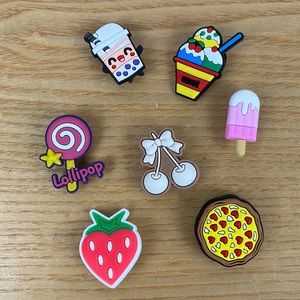 7 croc charms food fun 🤩